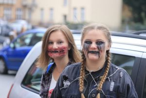 MNN 2018_076